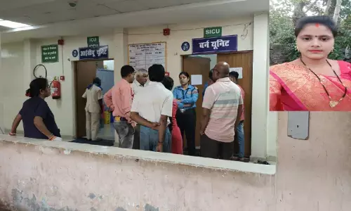 कोरबा के सरकारी मेडिकल कॉलेज में एक महिला की प्रसव के कुछ घंटे बाद मौत हो गई।