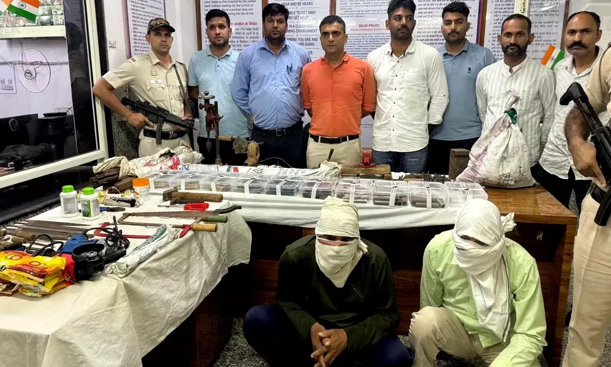 Delhi Police Busted Illegal Arms Factory