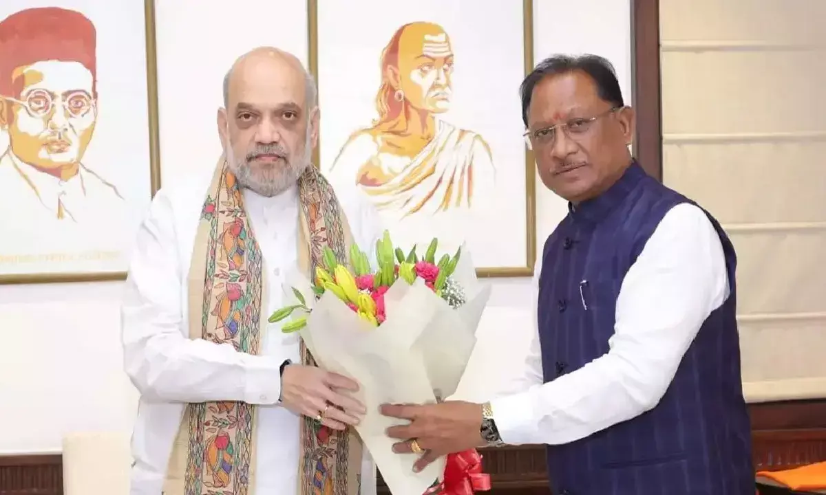 सीएम विष्णुदेव साय ने दिल्ली में केंद्रीय गृहमंत्री अमित शाह से करीब दो घंटे तक बातचीत की।