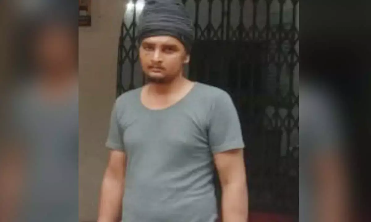 राजधानी में दिनदहाड़े कट्टा दिखाकर लूट : स्कूटी सवार का पीछा कर लूटने वाला गिरफ्तार