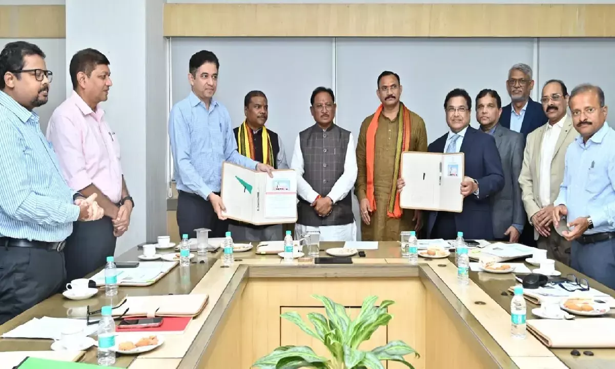 मुख्यमंत्री विष्णुदेव साय, स्वास्थ्य मंत्री श्यामबिहारी जायसवाल की उपस्थिति में चिकित्सा शिक्षा विभाग, छत्तीसगढ़ और कॉन्टिनेंटल हॉस्पिटल तेलंगाना के बीच हस्ताक्षर हुआ।