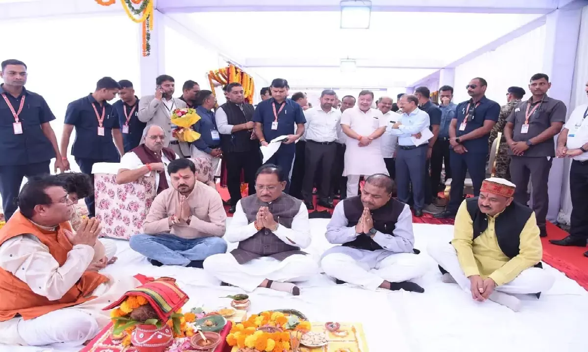 सीएम विष्णु देव साय ने नवा रायपुर सेक्टर-24 में छत्तीसगढ़ स्टेट पावर कंपनीज के संयुक्त मुख्यालय भवन का शिलान्यास किया।