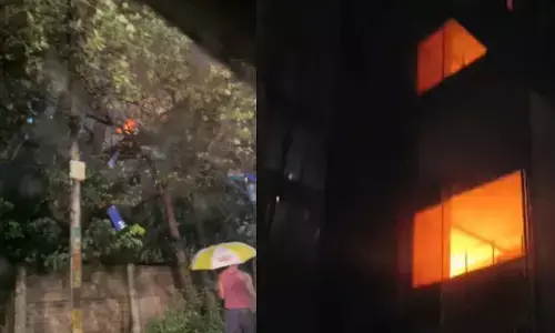 बेबीलॉन टॉवर में लगी भीषण आग  :  40 से ज्यादा लोग दो घंटे तक फंसे रहे