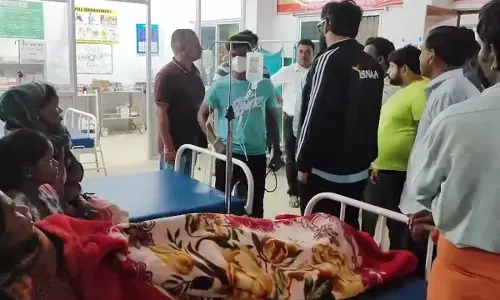 घायलों का अस्पताल में इलाज जारी घायलों का अस्पताल में इलाज जारी