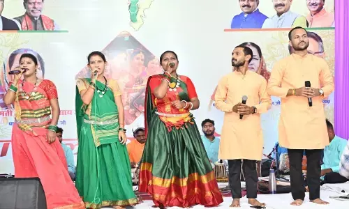 मंत्री टंक राम वर्मा के निवास में तीजा मिलन कार्यक्रम का आयोजन किया गया।