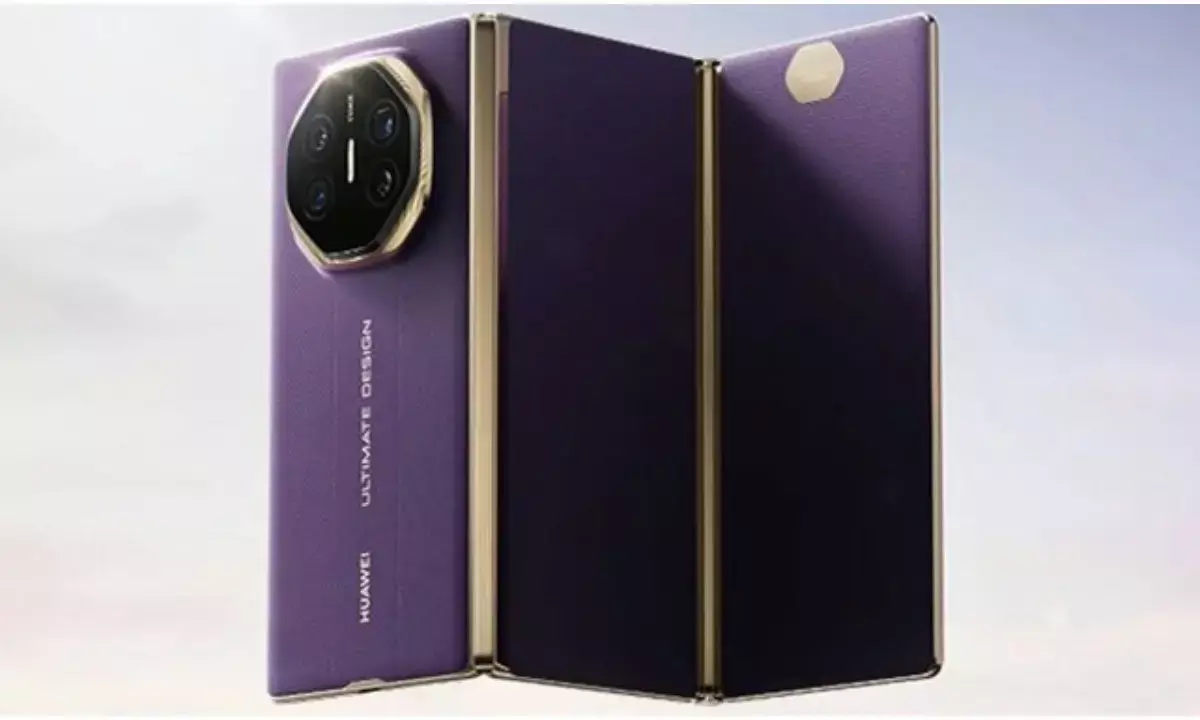 Huawei Mate XTs Tri-Fold Smartphone