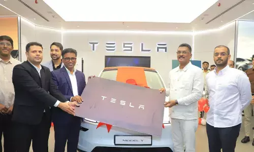 tesla-first-model-y-delivery-mumbai-Transport-Minister-Pratap-Sarnaik
