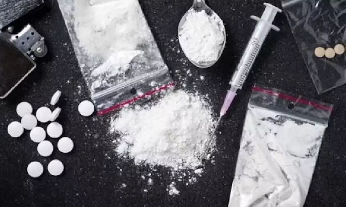 ड्रग केस में खुल रहीं परतें : विधायक पुत्र के खाते से सप्लायर को हुए थे 18 लाख ट्रांसफर