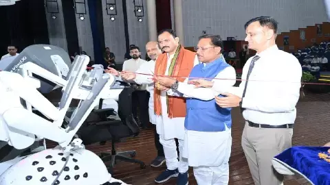 सीएम ने एम्स में देव हस्त रोबोटिक सिस्टम का किया शुभारंभ : बोले- रोबोटिक सर्जरी से चिकित्सा सुविधाओं के विकास में एक नया आयाम