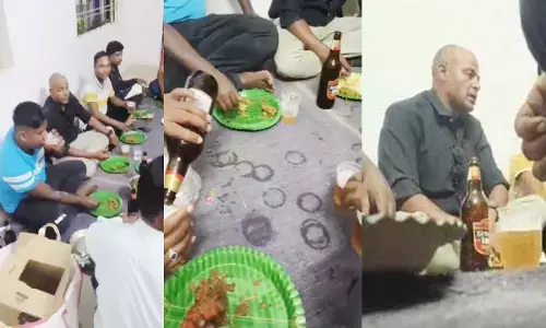 शराब पार्टी करते हुए शराब पार्टी करते हुए