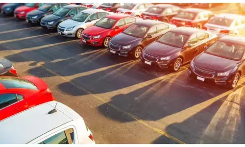 car buying in festive season