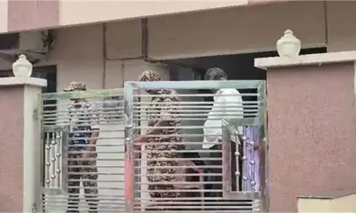 डीएमएफ राशि का बीज निगम में दुरुपयोग :चार करोड़ कैश के साथ 10 किलो चांदी की ईंट जब्त