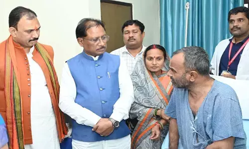 एम्स पहुंचे सीएम साय