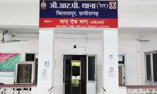 ITBP जवानों की 2 पिस्टल, 24 कारतूस बरामद, आरोपी गिरफ्तार ITBP जवानों की 2 पिस्टल, 24 कारतूस बरामद, आरोपी गिरफ्तार