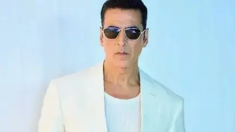 अक्षय कुमार ने अपने 58वें जन्मदिन पर फैंस का आभार जताया अक्षय कुमार ने अपने 58वें जन्मदिन पर फैंस का आभार जताया