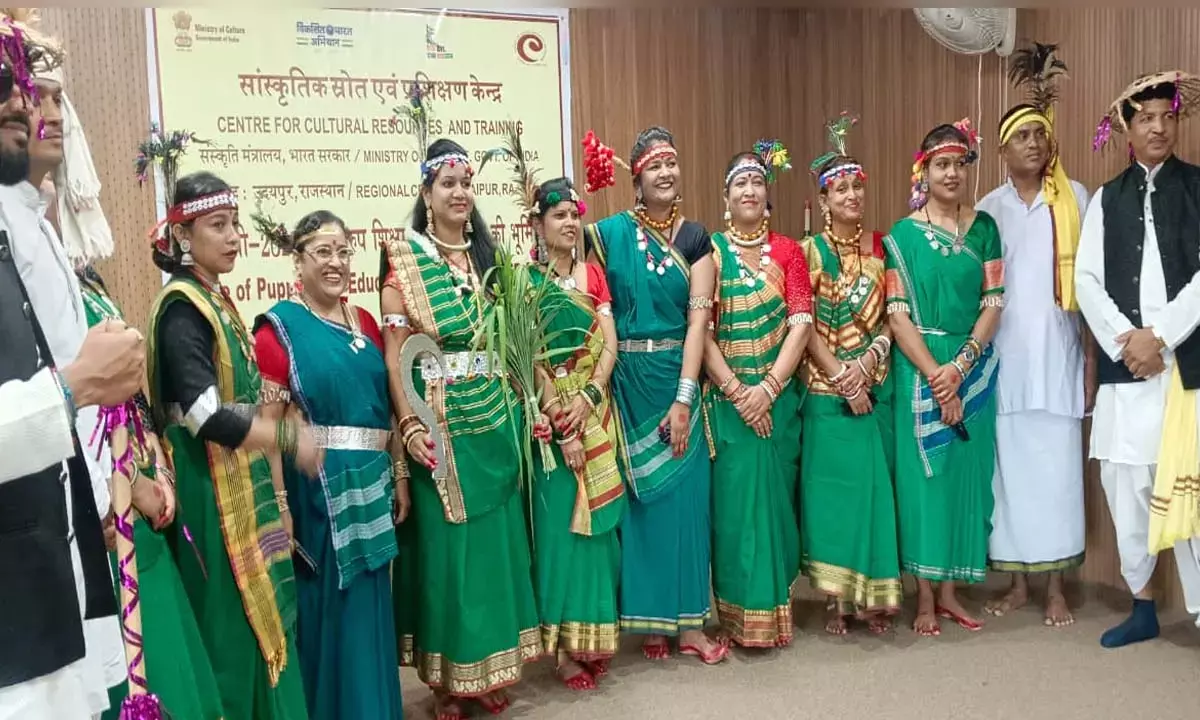 उदयपुर में बिखरी छत्तीसगढ़ के मिट्टी की महक: शिक्षिका अर्पणा शर्मा के नेतृत्व में प्रदेश की टीम ने मोहा सबका मन