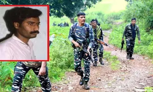 सुरक्षाबलों और नक्सलियों के बीच मुठभेड़