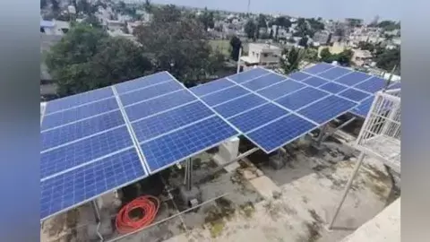 पीएम सूर्य घर योजना में फायदा ही फायदा : अपना घर मुफ्त में रोशन, बचत बजली के मिलेंगे प्रति यूनिट 2.60 रुपए पीएम सूर्य घर योजना में फायदा ही फायदा : अपना घर मुफ्त में रोशन, बचत बजली के मिलेंगे प्रति यूनिट 2.60 रुपए