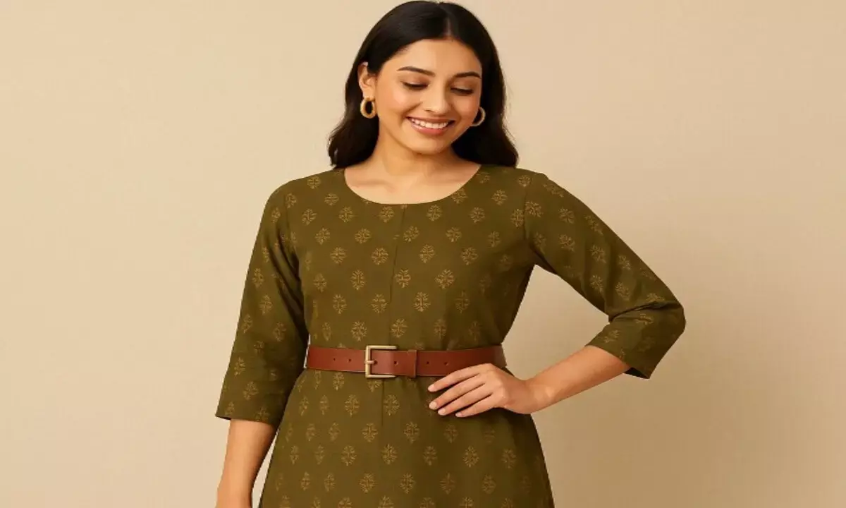 कुर्ती के साथ बेल्ट लगाने का फैशन