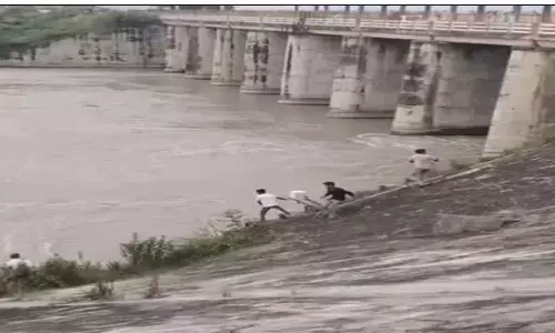Hathini Kund Barrage