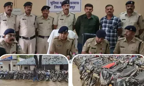 Narsinghpur police informed the media about the bike thief gang 47 motorcycles. Worth 40 lakhs.