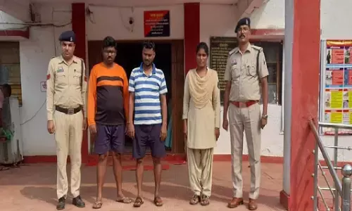 युवक ने की आत्महत्या : सुसाइड करने के पहले वीडियो बनाकर पंचायत के ग्रुप में डाला, दो गिरफ्तार