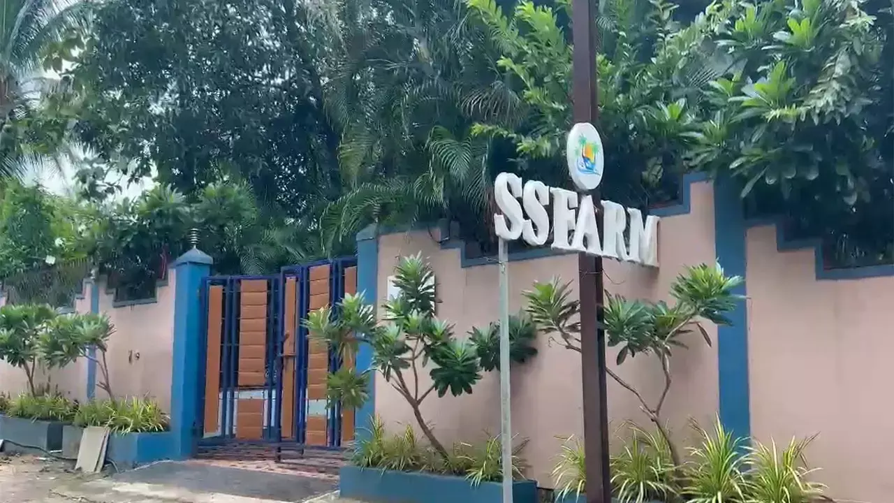SS  फ़ार्म्स हाउस