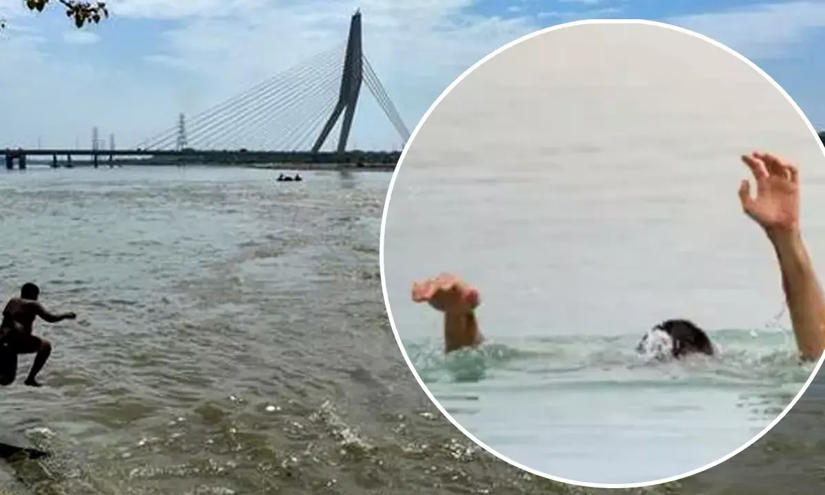 Uncle and nephew drowned in Yamuna river