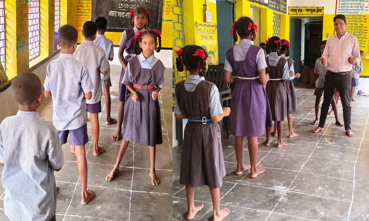 बच्चों को पढ़ाते हुए नवाचारी शिक्षक