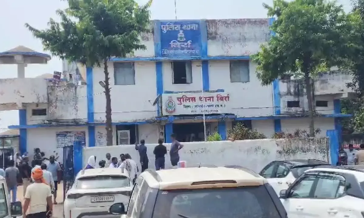 शराब बनी काल : पीने के बाद दो युवकों की तबियत बिगड़ी, अस्पताल पहुंचते तोड़ा दम