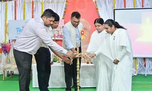 प्रजापिता ब्रह्माकुमारीज संस्थान में सम्मान समारोह: अपर कलेक्टर बोले- मजबूत राष्ट्र निर्माण में शिक्षकों का सबसे बड़ा योगदान