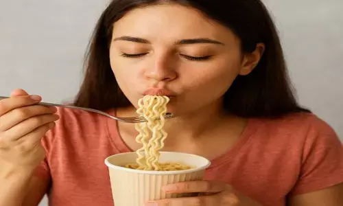 इंस्टेंट फूड खाने से बचें