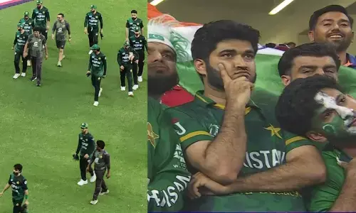 IND vs PAK Asia Cup 2025 handshake controversy Mohsin Naqvi