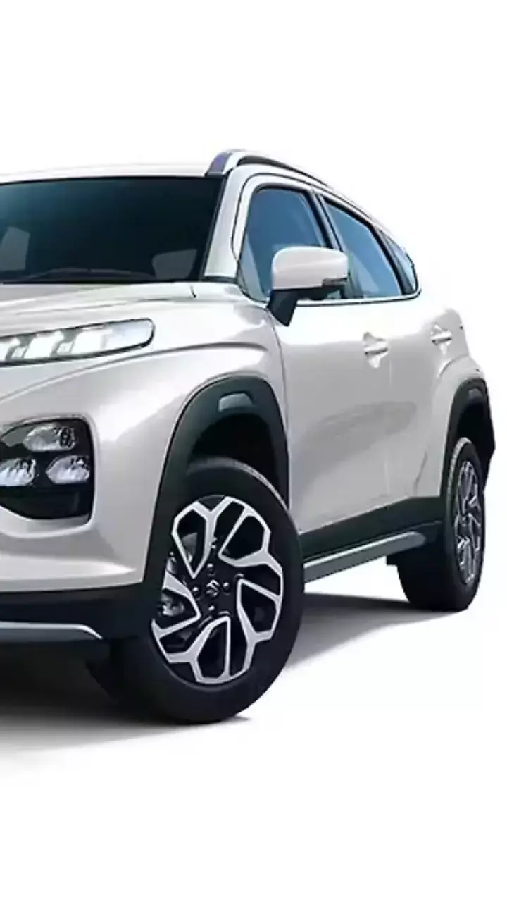 इस महीने फ्रोंक्स पर मिल रहा है 83,000 रुपये तक का भारी डिस्काउंट, देखें