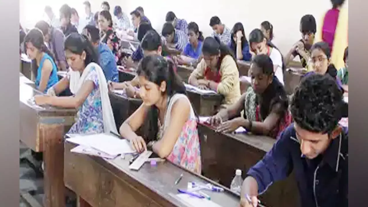 तमिलनाडु 10वीं - 12वीं परीक्षा का टाइम टेबल जारी, इस लिंक से करें डाउनलोड