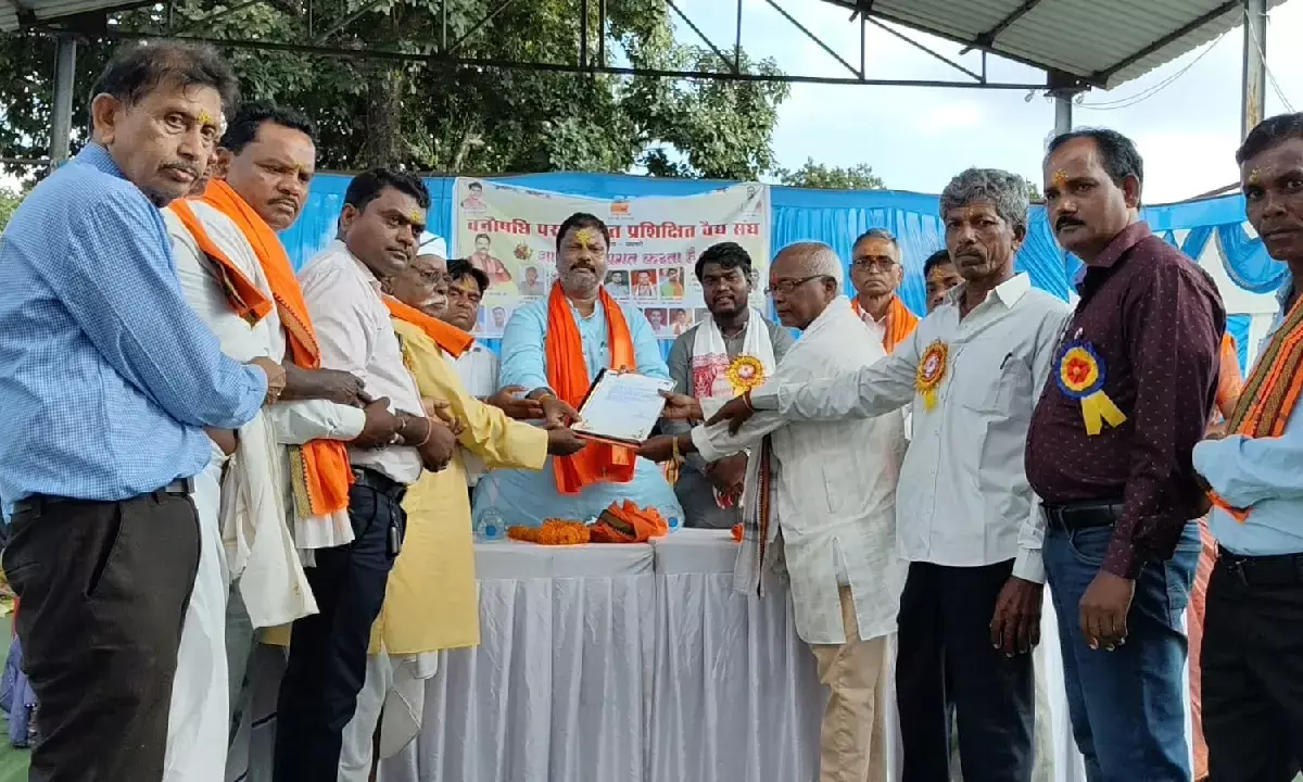 पीएम मोदी का जन्मदिवस : मरकाम बोले- विश्व पटल पर बढ़ाया भारत का गौरव, सिंदूर के 75 पौधे रोपे गए