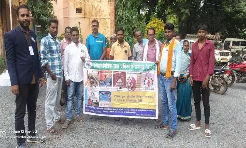 बरमकेला थाने में विधिक साक्षरता शिविर: लोगों को राष्ट्रीय विधिक सेवा प्राधिकरण की नई योजनाओं की दी जानकारी