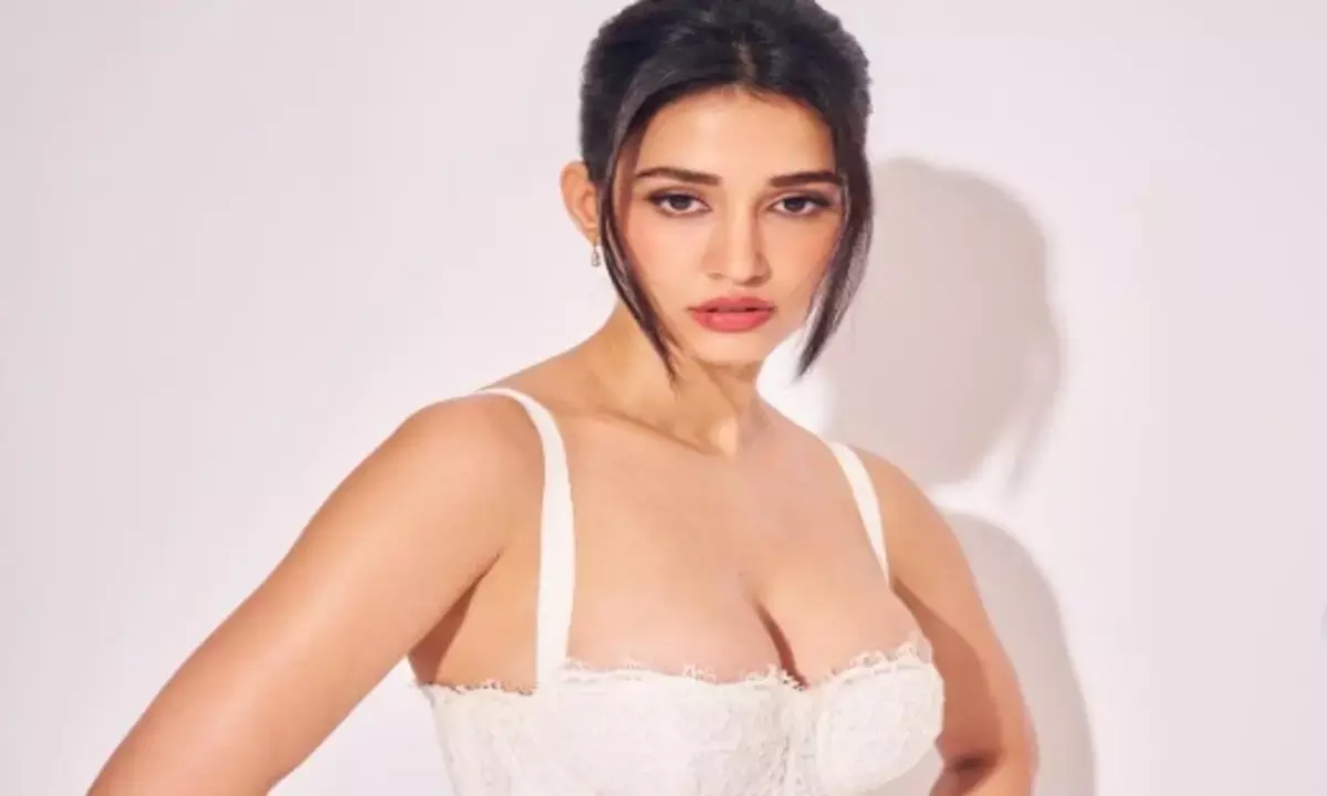 एक्ट्रेस दिशा पटानी का हॉट लुक