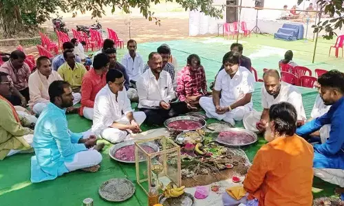 पितृ पक्ष के अंतिम दिन 690 मृतकों का किया पिंडदान