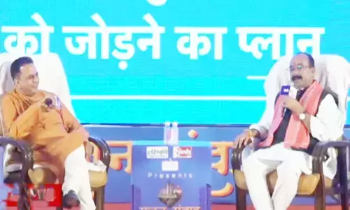 प्रधान संपादक डॉ. हिमांशु द्विवेदी और डिप्टी सीएम अरुण साव