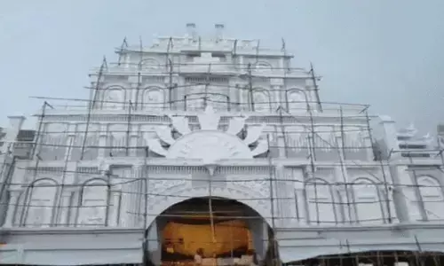 लखनऊ में बन रहा है देश का सबसे बड़ा दुर्गा पूजा पंडाल! गिनीज बुक में भी दर्ज होगा नाम
