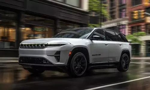 toyota hyundai and jeep issue massive vehicle recalls in us