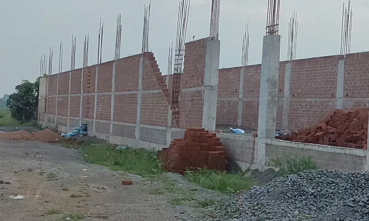 अतिक्रमण पर प्रशासन की सख्ती