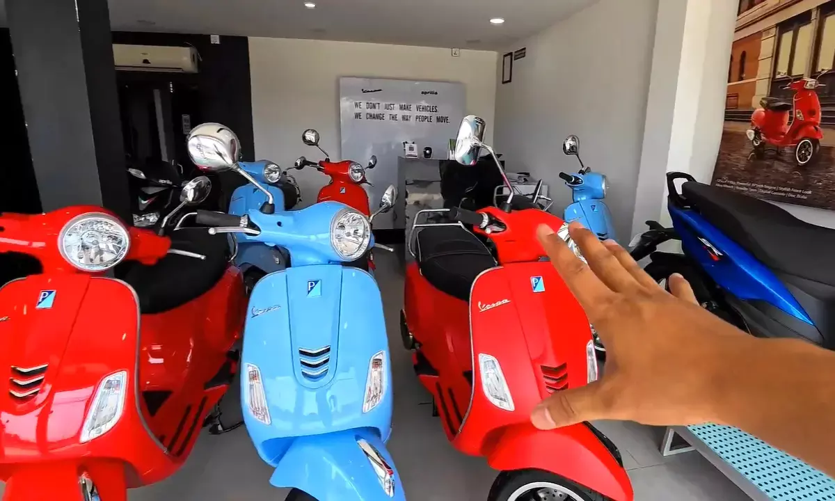 वेस्पा और अप्रीलिया के प्रीमियम स्कूटर्स भी हो गए सस्ते, सभी वैरिएंट की नई प्राइस लिसट जारी