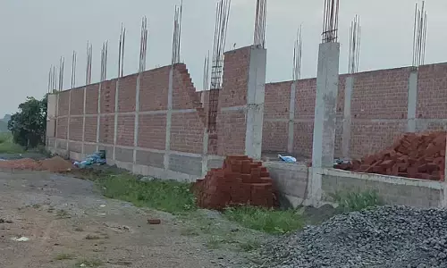 अतिक्रमण पर प्रशासन की सख्ती