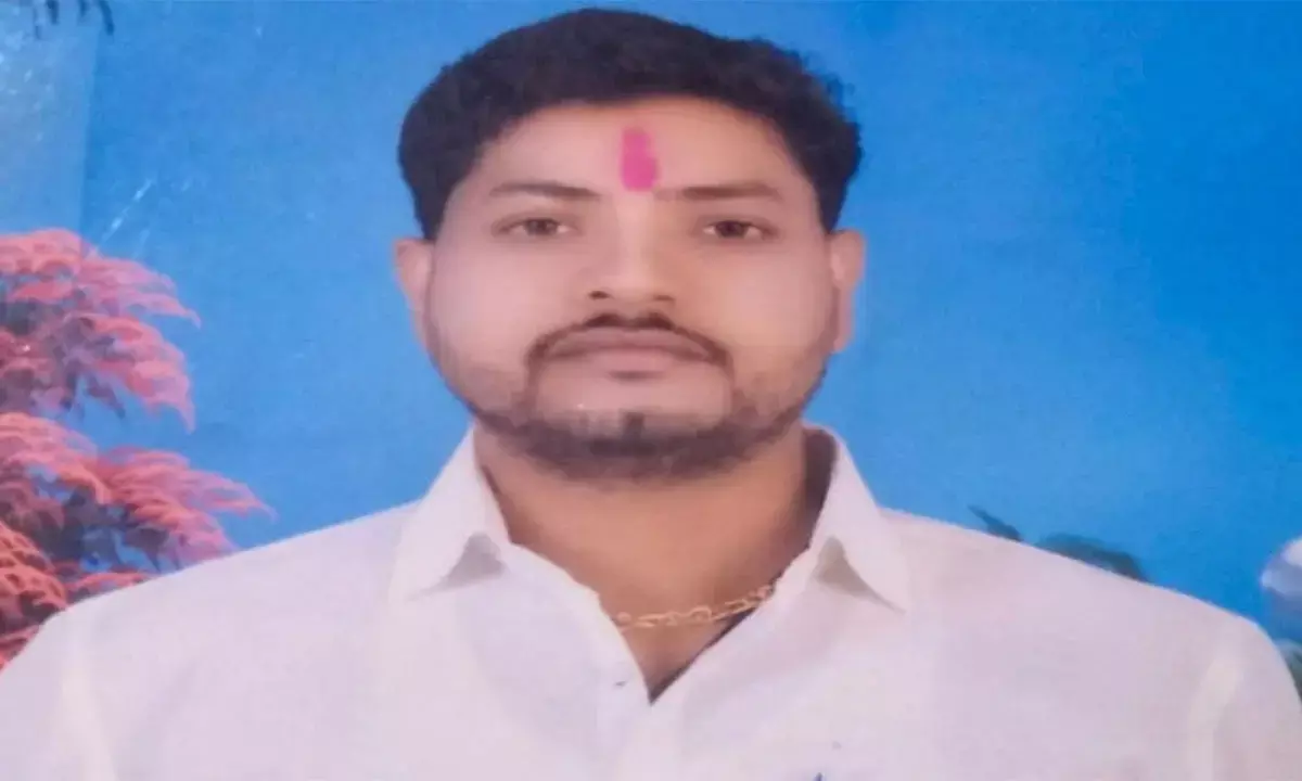 ग्राम मडकड़ा के सरपंच लखनलाल यादव