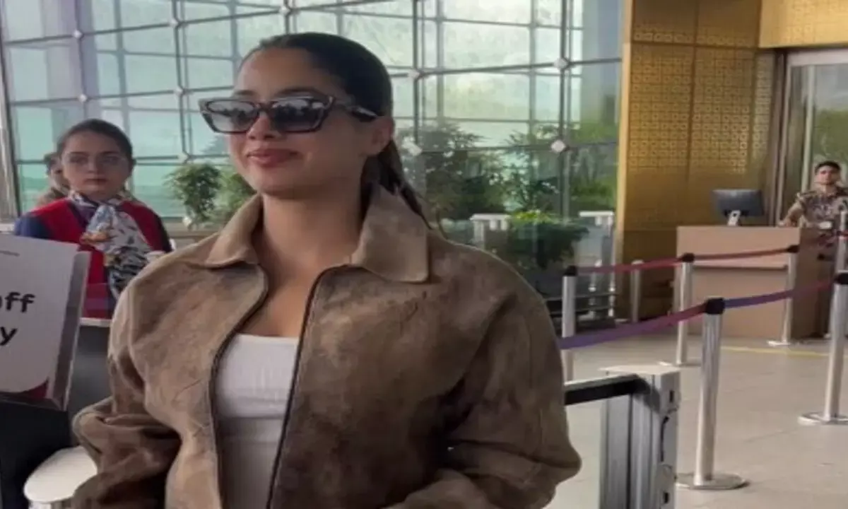 एक्ट्रेस जाह्नवी कपूर का अनोखा स्टाइल