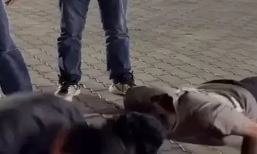 हाईवे पर स्टंट