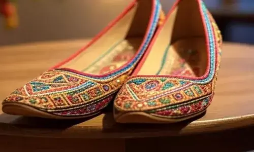 गरबा नाइट के लिए जूतियां