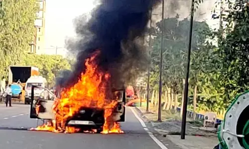 Gurugram car fire